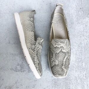 Franco Sarto Boston Snakeprint Women's Snake Print Loafers Gray Square Toe 8